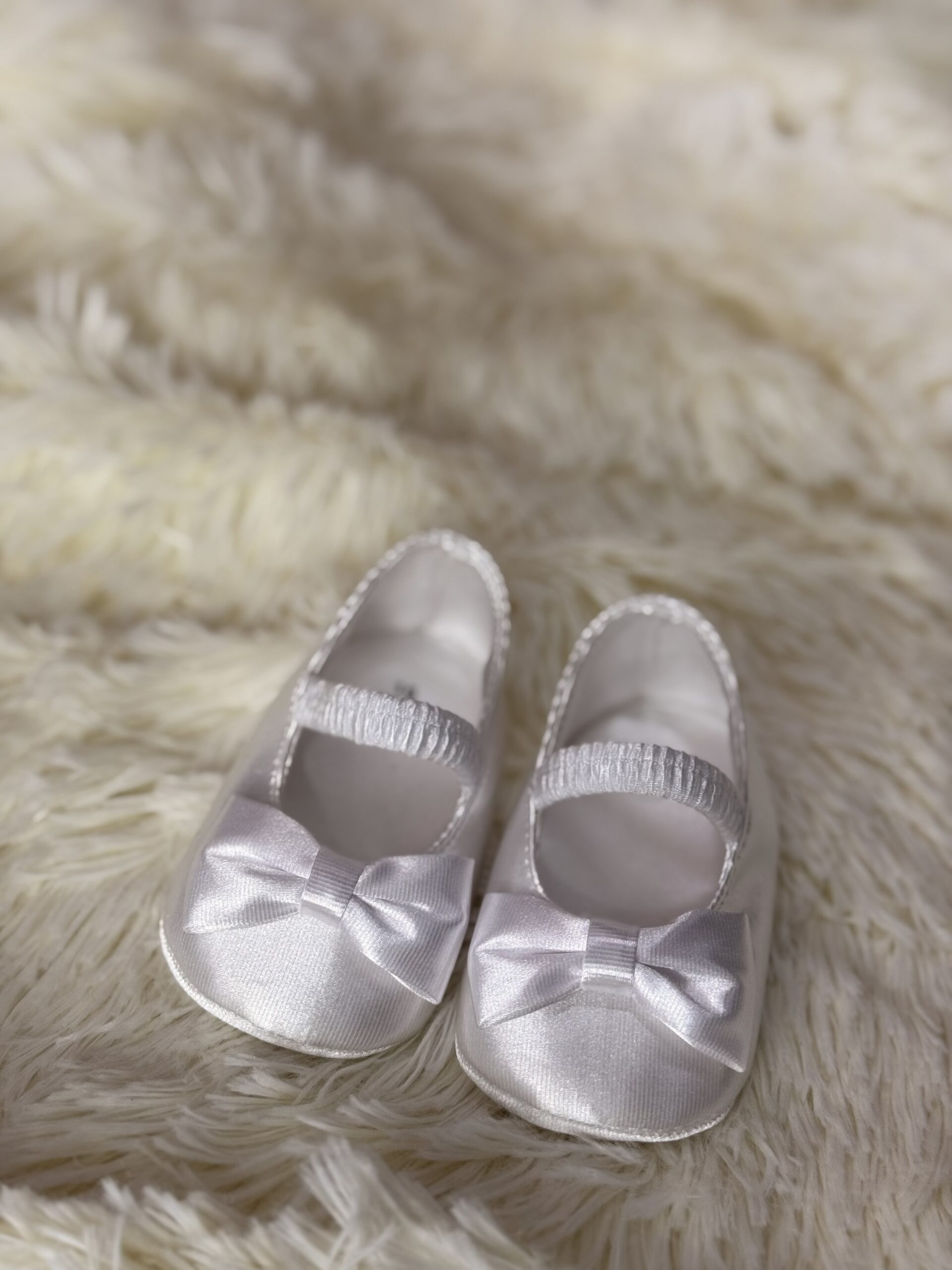 img_6369 BabyVip
Scarpe neonata da culla art.8135/01 - immagine 1