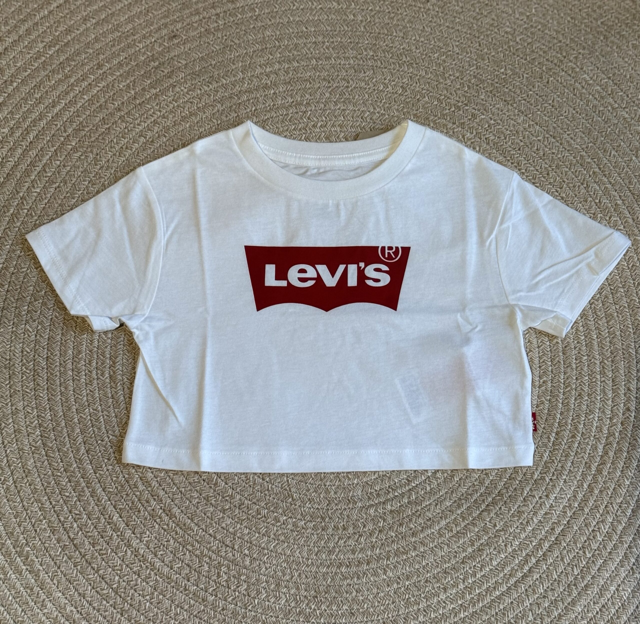 img_7214 𝑳𝒆𝒗𝒊’𝒔 𝑲𝒊𝒅𝒔
T-shirt crop bambina white/red art.220-001 - immagine 1