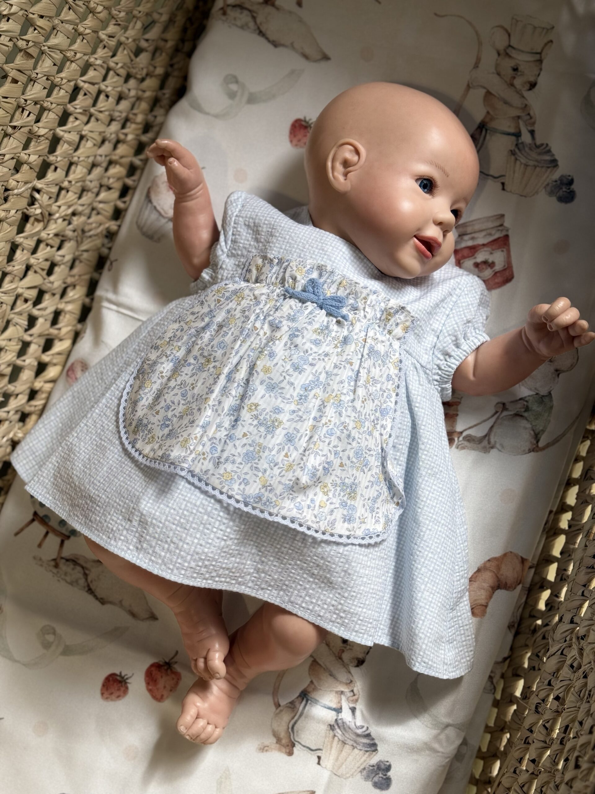 img_7330 π΄πππππππ
Vestito neonata con coulotte coordinata βFamilia Ivetteβ art.0187 - immagine 1