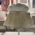 𝓓𝓮𝓵 𝓼𝓾𝓻

Vestito bambina con coulotte “Familia Roche” art.0076