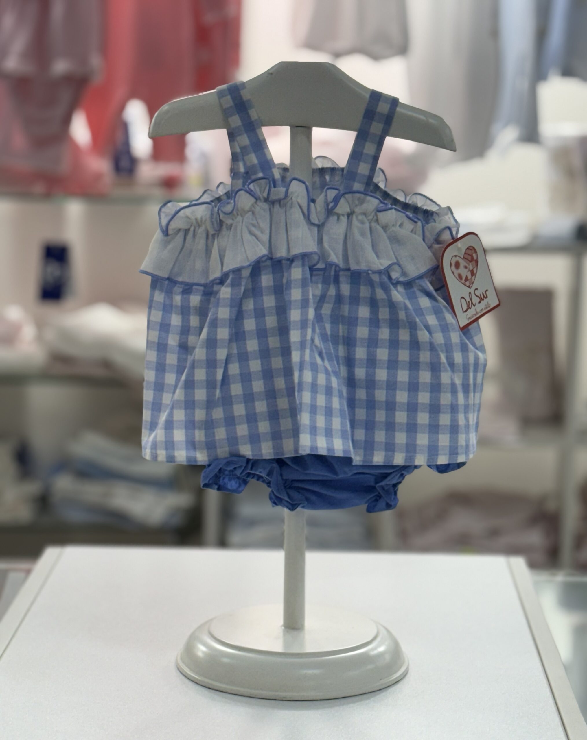 img_8067-2 𝓓𝓮𝓵 𝓼𝓾𝓻
Pagliaccetto bambina con coulotte “Familia Levante” art.1831 - immagine 1
