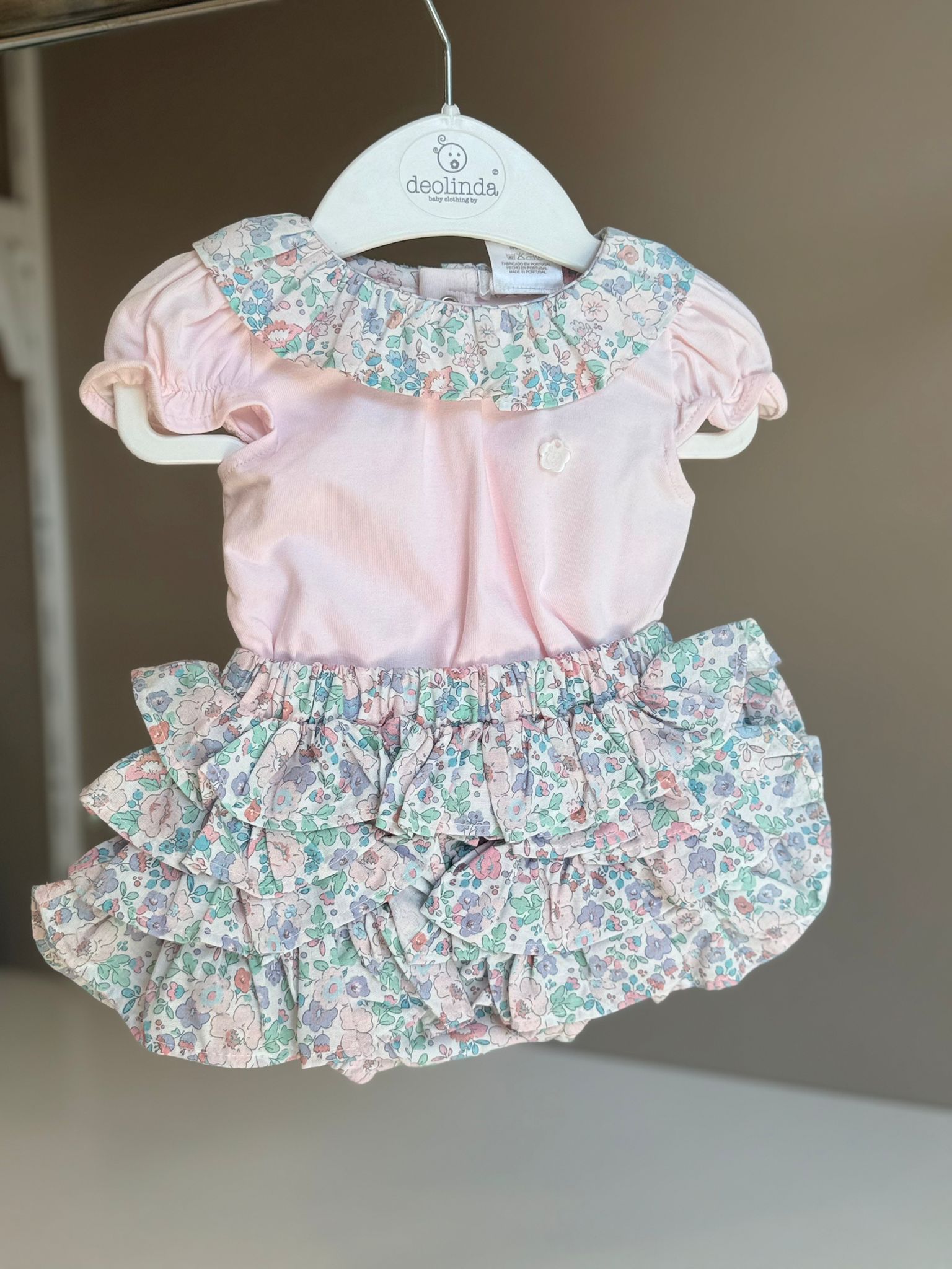WhatsApp Image 2026-04-25 at 12.54.07 (1) 𝓓𝓮𝓸𝓵𝓲𝓷𝓭𝓪⭐️Pagliaccetto neonata art.DBV24708 - immagine 1