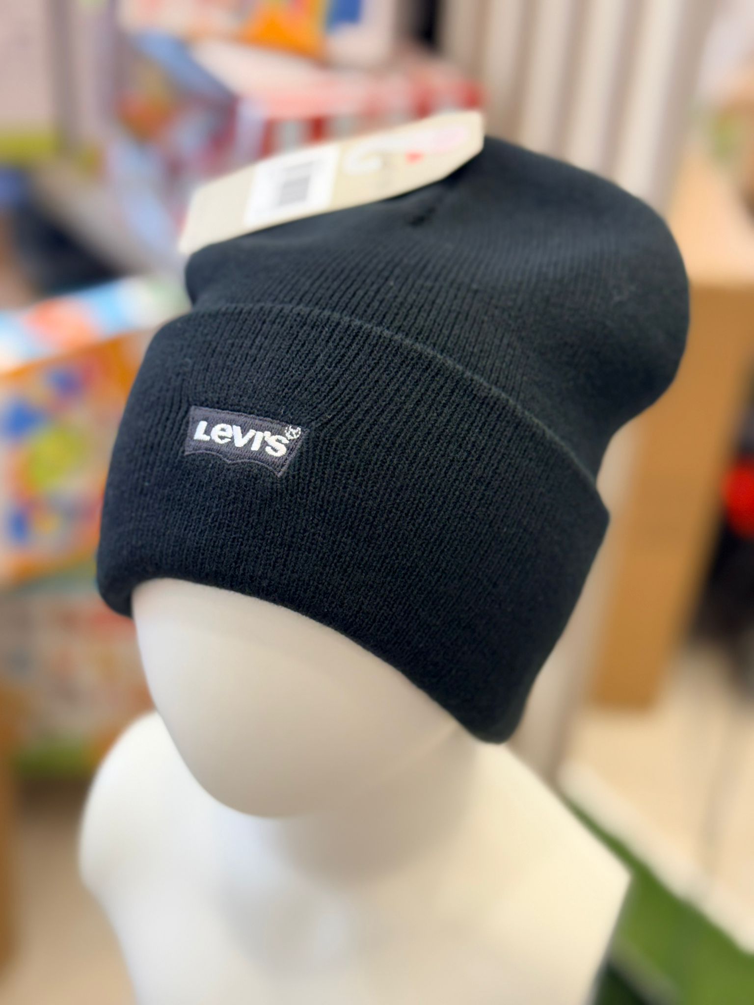 WhatsApp Image 2026-02-10 at 12.02.04 (3) LEVI'S CAPPELLO IN LANA ART.9A8707 NERO - immagine 1